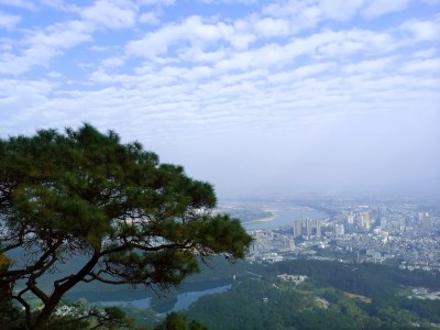 青岛桂平西山：壮乡奇景，美食文化，历史遗迹